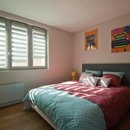 Le Petit Marcel - Saint-Julien-Les-Villas Exterior photo